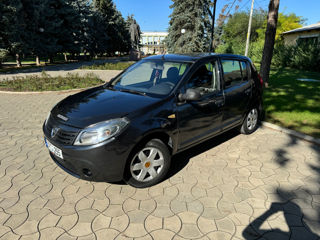 Dacia Sandero foto 14