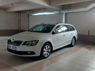 Skoda Superb foto 4