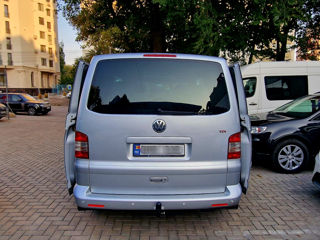 Volkswagen Multivan foto 2