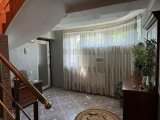 Apartament cu 4 camere, 137 m², Telecentru, Chișinău foto 10