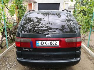 Ford Galaxy foto 4