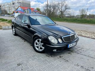 Mercedes E Class foto 3