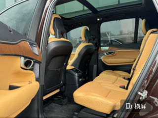 Volvo XC90 foto 12