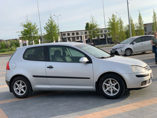 Volkswagen Golf foto 2