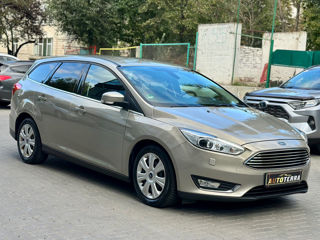 Ford Focus foto 3