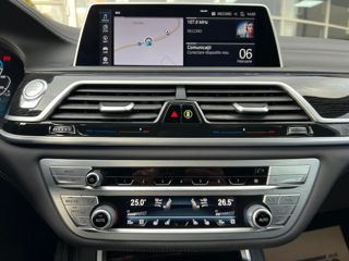 BMW 7 Series foto 13