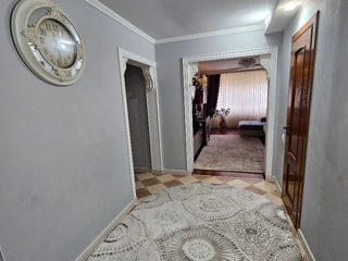 Apartament cu 3 camere, 45 m², Botanica, Chișinău