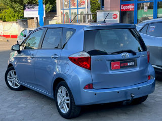 Toyota Verso-S foto 3