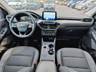 Ford Kuga foto 8