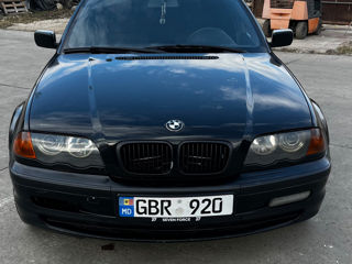 BMW 3 Series foto 4