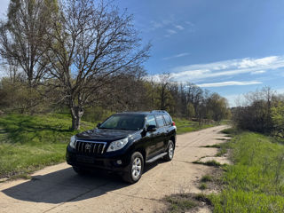 Toyota Land Cruiser Prado foto 1