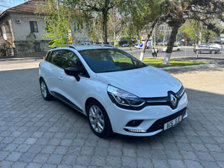 Renault Clio foto 1