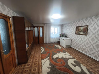 Apartament cu 4 camere, 100 m², Centru, Comrat foto 3