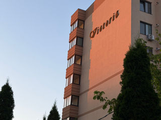 2-комн. кв., 80 м², 3/9 эт.