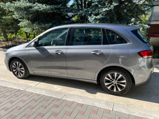 Mercedes B-Class foto 3