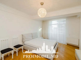 Apartament cu 3 camere, 130 m², Centru, Chișinău foto 12