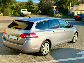 Peugeot 308 foto 3