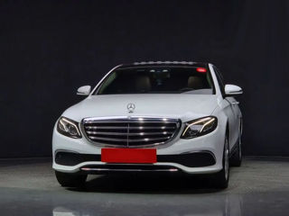 Mercedes E-Class foto 3