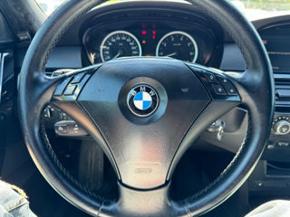 BMW 5 Series foto 12