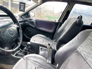 Opel Astra foto 8