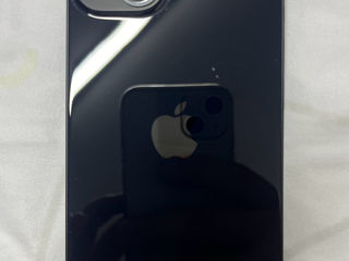 iPhone 13 Midnight foto 2