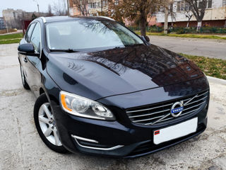 Volvo V60 foto 4