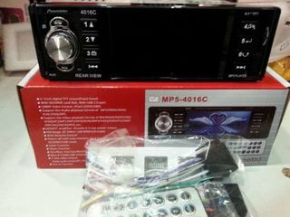 Pioneer cu ecran 4".bluetooth.livrare gratuita!Camera spate Cadou!