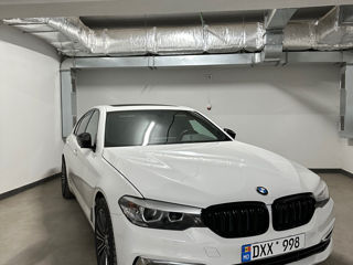 BMW 5 Series foto 1