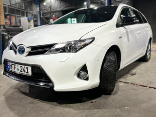 Toyota Auris foto 2