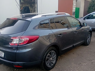 Renault Megane foto 2