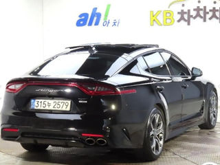 KIA Stinger foto 3