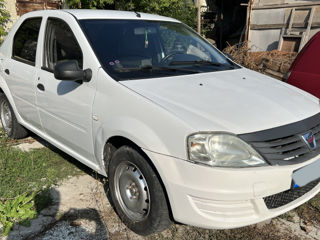 Dacia Logan foto 1