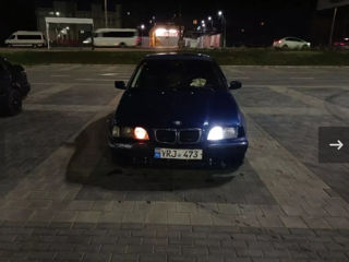 BMW 3 Series foto 5