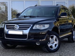 Volkswagen Touareg foto 2