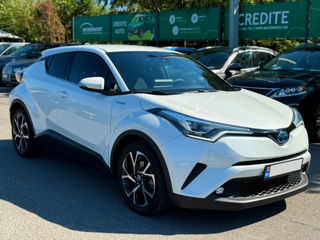 Toyota C-HR foto 4