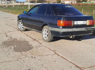 Audi 80