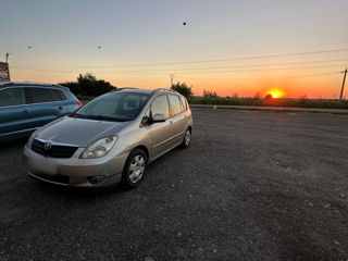 Toyota Corolla Verso foto 4