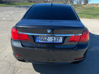 BMW 7 Series foto 3