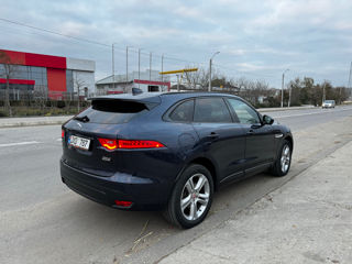 Jaguar F-PACE foto 5