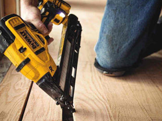 Pistol De Batut Cuie Otel/Beton Dewalt Dcn650N foto 5