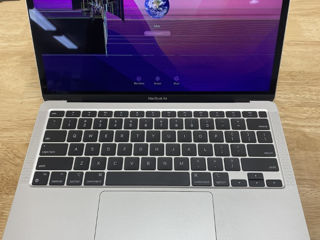 Cumpăr macbook air/pro  2021+ cu ecran stricat foto 1