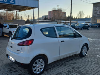 Mitsubishi Colt foto 3