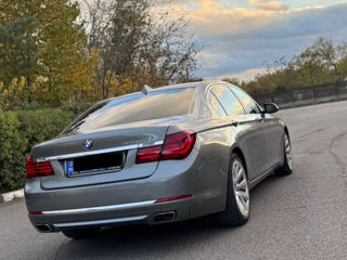 BMW 7 Series foto 4