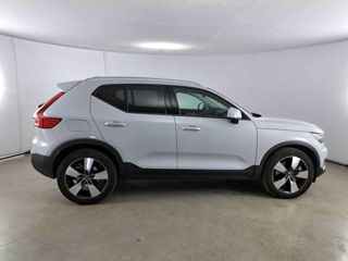 Volvo XC40 foto 2