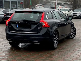 Volvo V60 foto 4