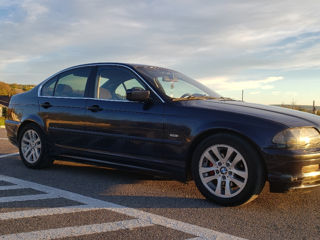 BMW 3 Series foto 4