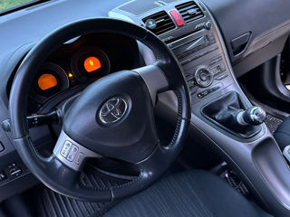 Toyota Auris foto 6