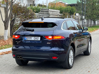 Jaguar F-PACE foto 4