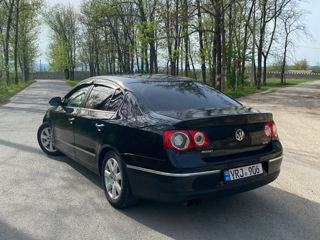 Volkswagen Passat foto 3