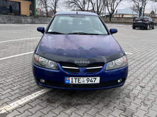 Nissan Almera foto 5